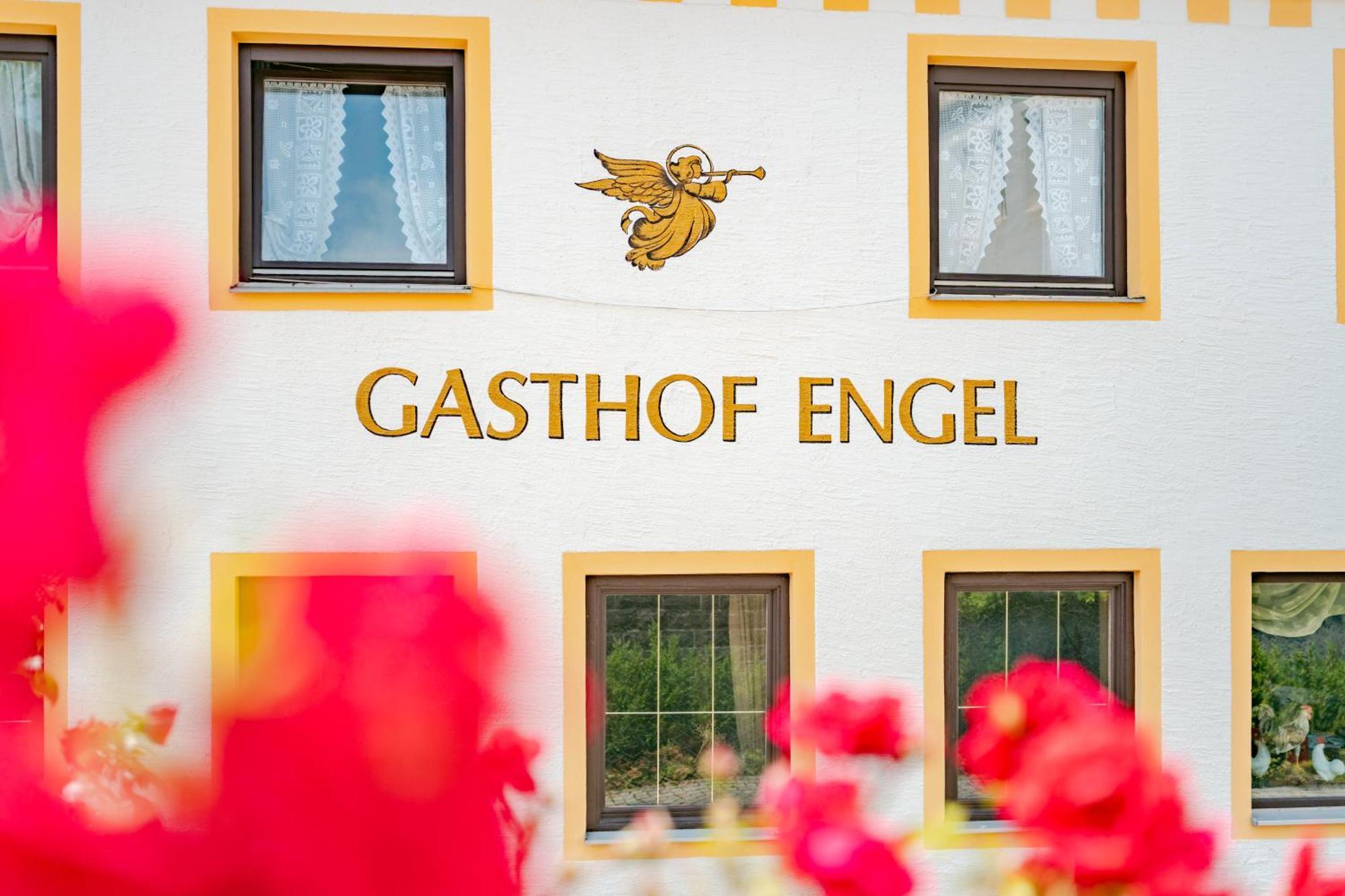 Hotel Garni "Zum Engel" Oberguenzburg 외부 사진