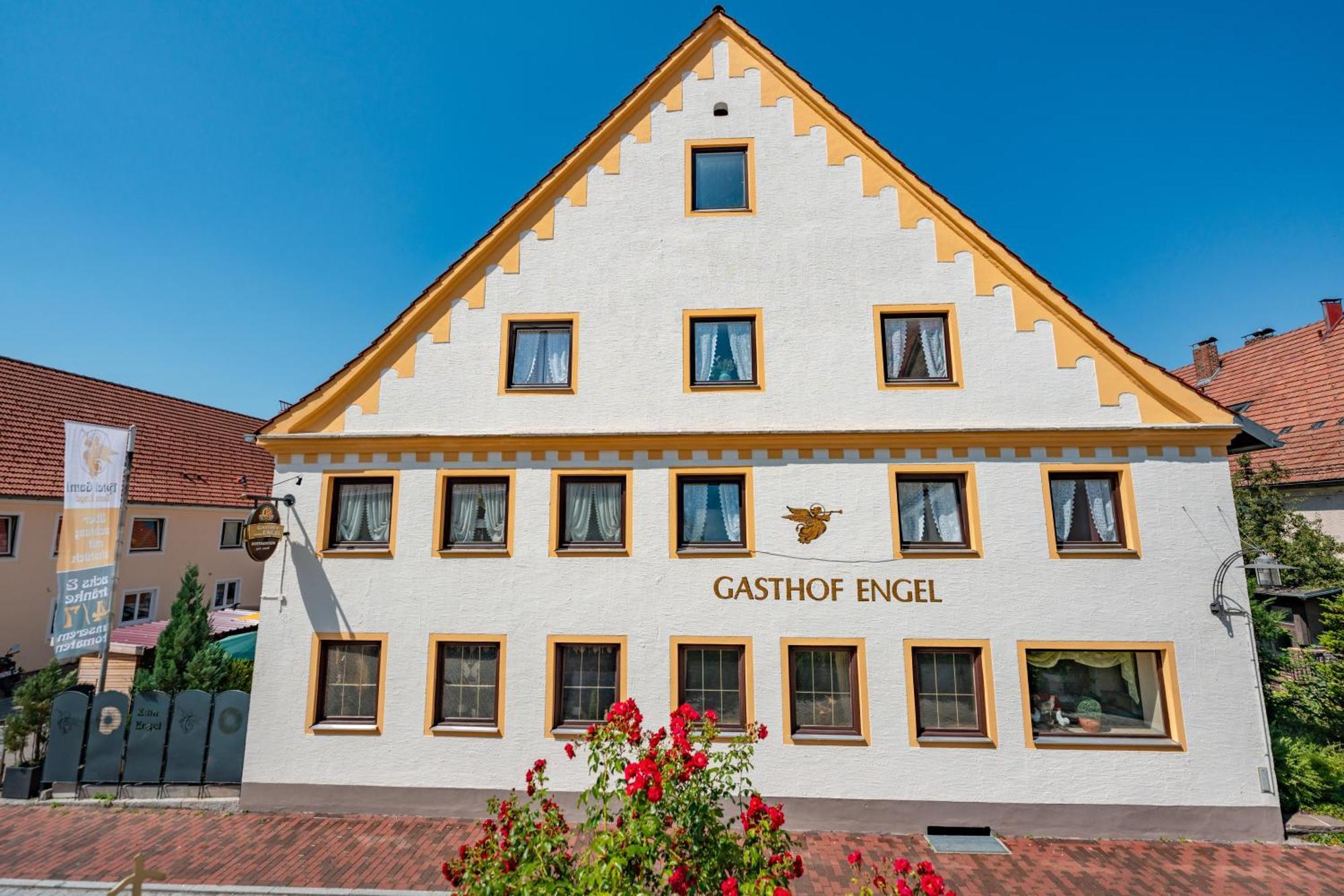 Hotel Garni "Zum Engel" Oberguenzburg 외부 사진